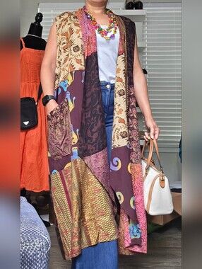 Wild Thing Of Chico C. A Boho Patchwork Maxi Vest in Purple and Gold Size L,used